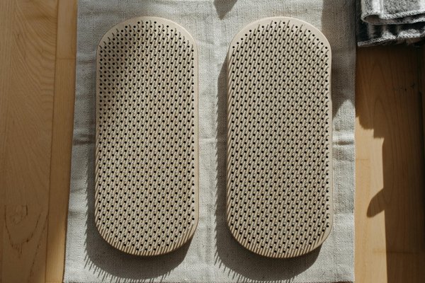 Éclat et Élégance : Astuces Incontournables de Maquillage Anti-Âge pour Mettre en Valeur les Peaux Matures